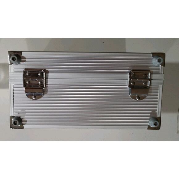 Patron Tequila Anejo Chrome Silver Case. Removable Divider, Toggle Lock - Picture 6 of 6